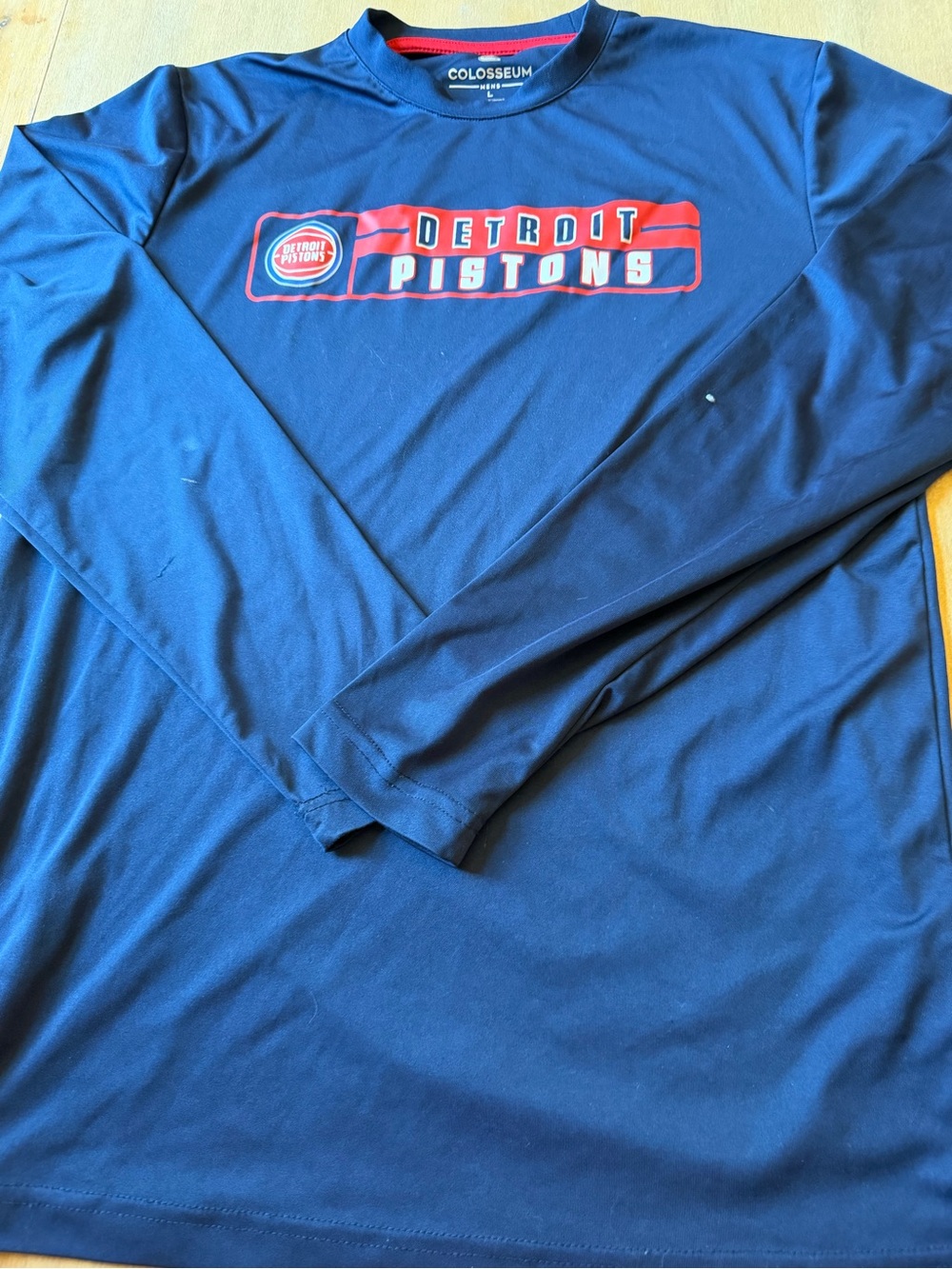 Colosseum Navy and Red Detroit Pistons Long Sleeve Shirt